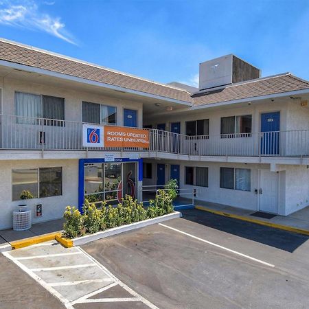 Motel 6-Jurupa Valley, Ca - Riverside West Екстер'єр фото