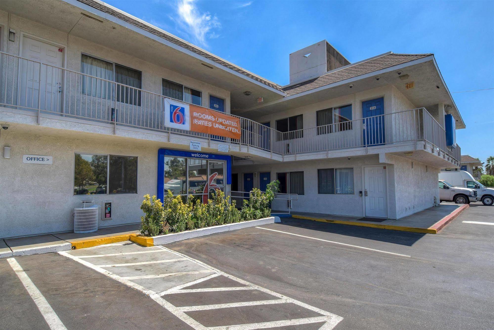 Motel 6-Jurupa Valley, Ca - Riverside West Екстер'єр фото