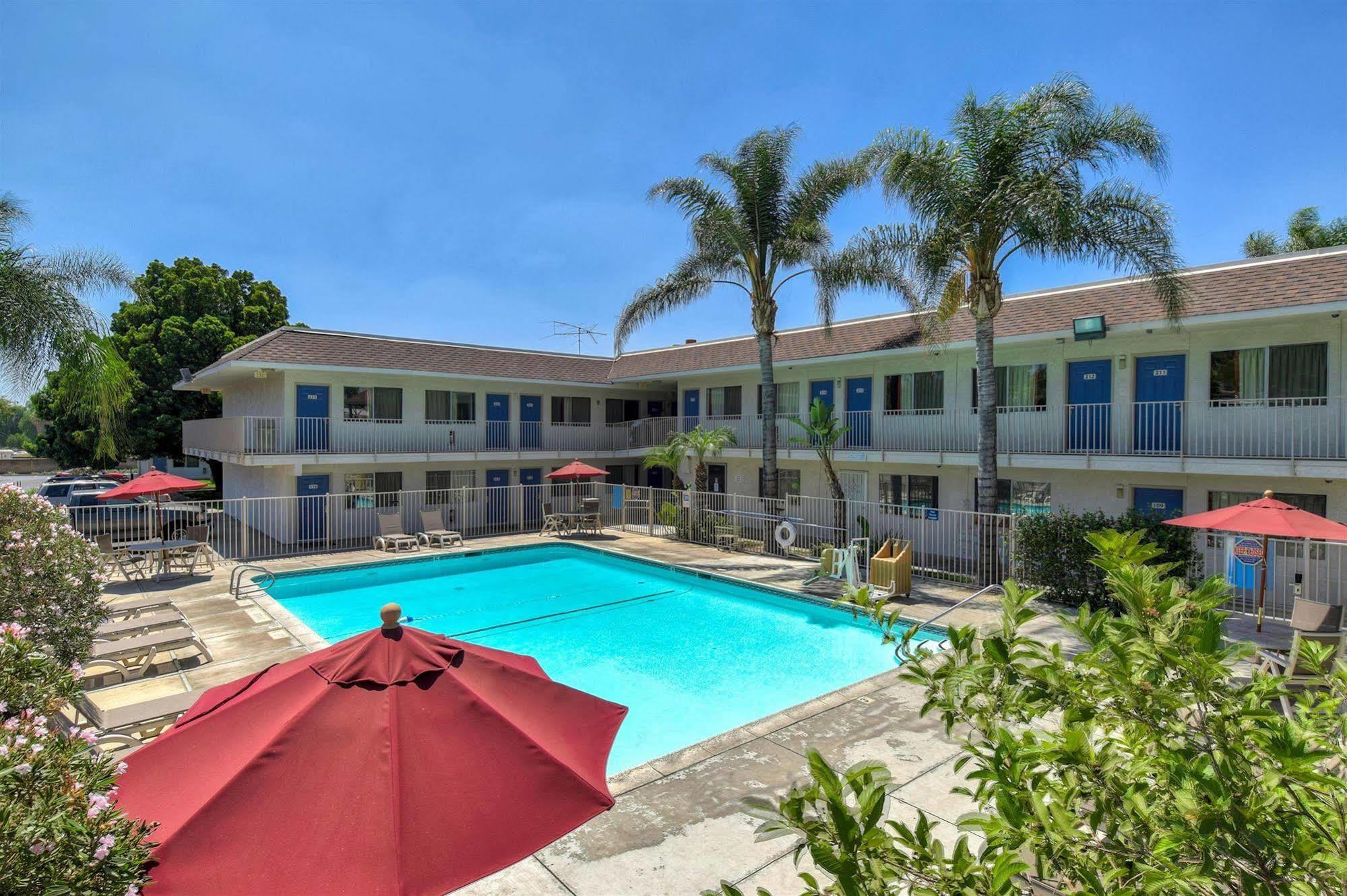 Motel 6-Jurupa Valley, Ca - Riverside West Екстер'єр фото