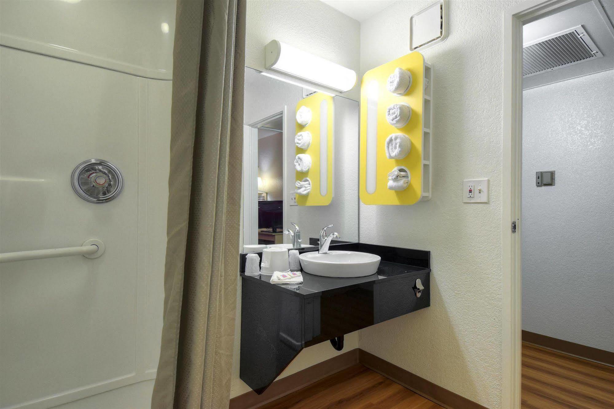 Motel 6-Jurupa Valley, Ca - Riverside West Екстер'єр фото